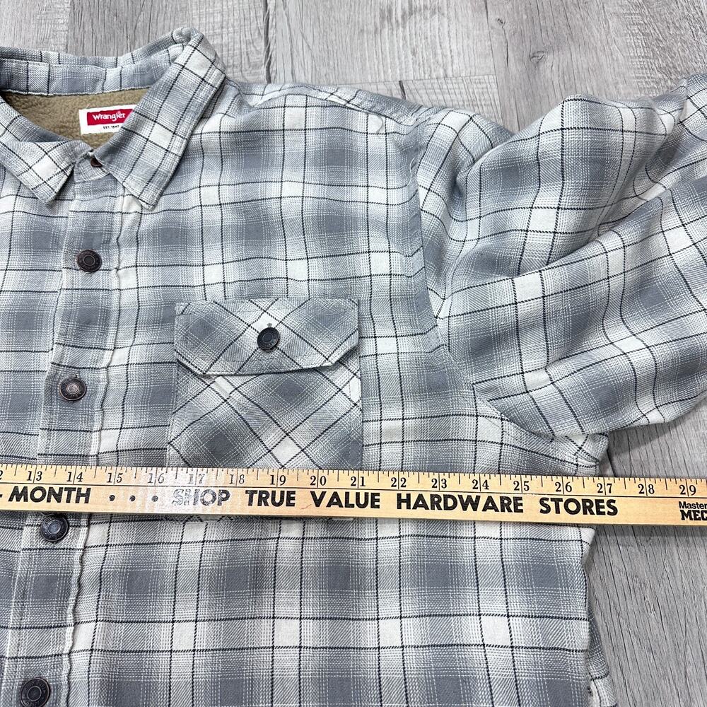 Wrangler Sherpa Lined Flannel Shirt Jacket Men's XL Gray Plaid Workwear Shacket - Picture 8 of 9